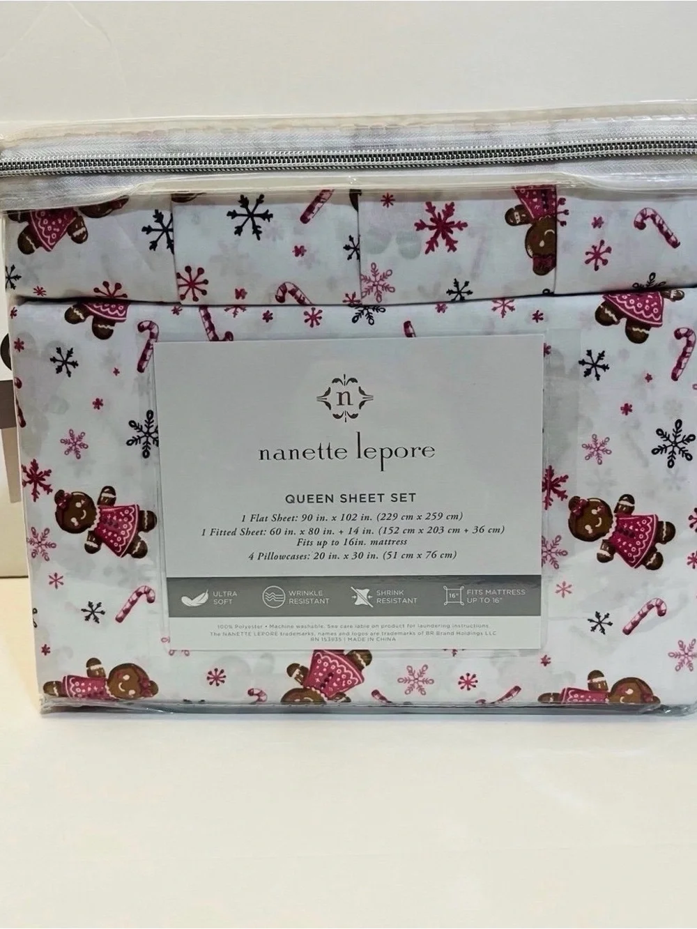 Nanette Lepore Gingerbread Girl Candy Canes Snowflakes Queen Size Sheet Set